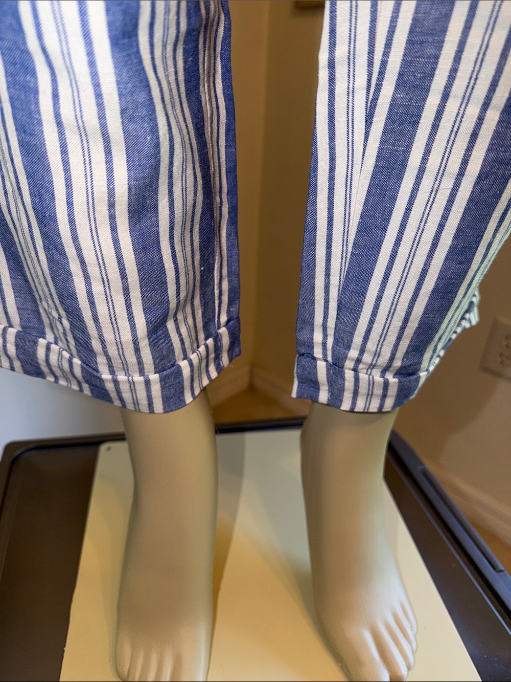 NWOT LOFT Blue & White Striped Linen Drawstring Pants w/Pockets - Picture 3 of 15